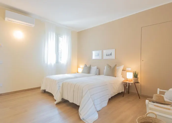 Cosima In With Private Pool By Rent 빌라